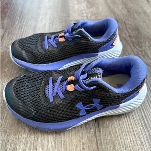 Under Armour Charged Rogue 3 Kids Running Shoes Size 13K – Black/Purple